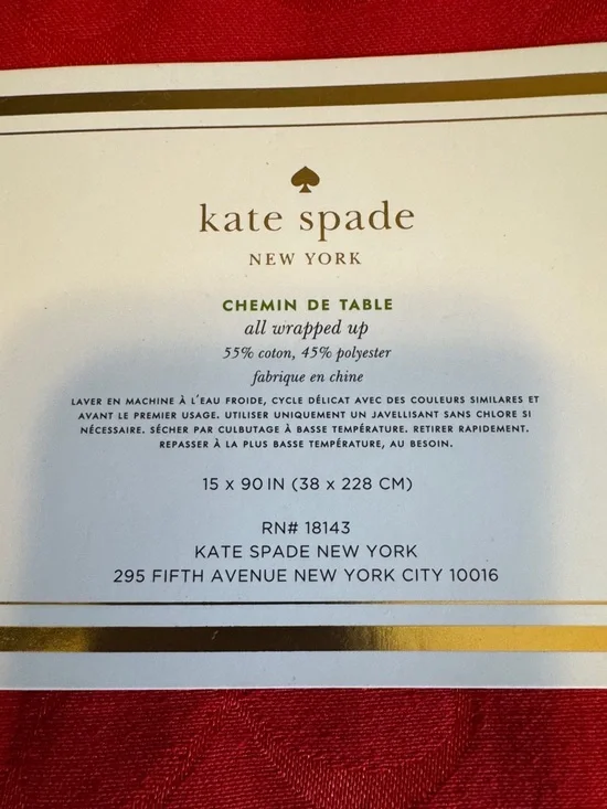 NWT/kate spade 'All Wrapped Up' Red Jacquard Bow Table Runner/15"x90" - Picture 5 of 8